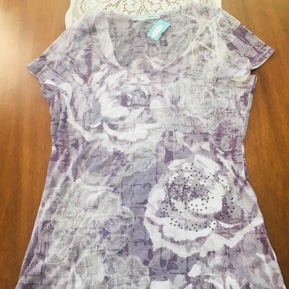 Lady’s top lavender Maurice’s brand size M